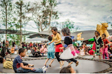 dream about trampoline breaking mid-air