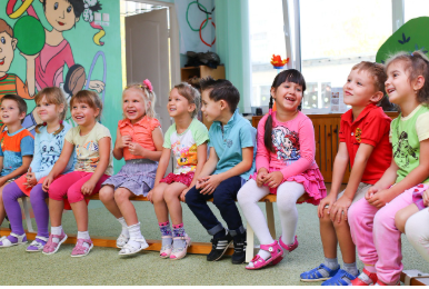 🧸 25 Gentle Kindergarten Dream Interpretations, kindergarten dream meaning, dream of kindergarten classroom, dream of being in kindergarten, dream of children, childhood dream symbolism